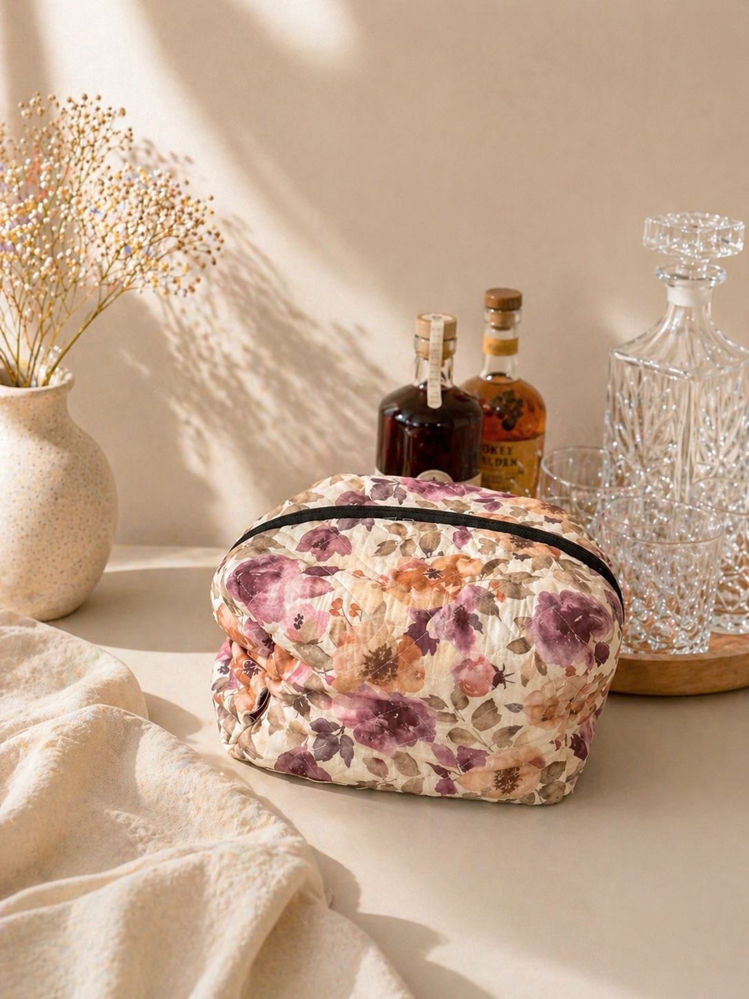 Makeup bag - Faded Floral