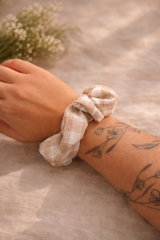 Everyday Scrunchies - Almond Gingham